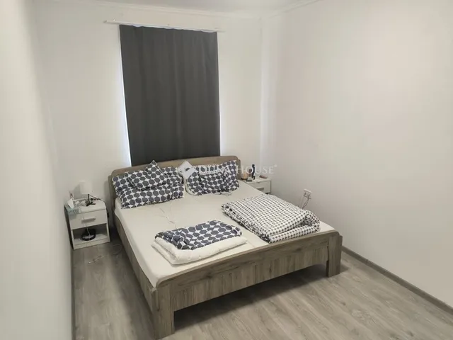 Eladó ház Üllő 207 nm