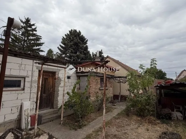 Eladó ház Gyömrő 180 nm