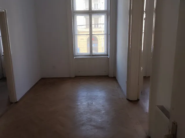 Eladó lakás Budapest IX. kerület 122 nm