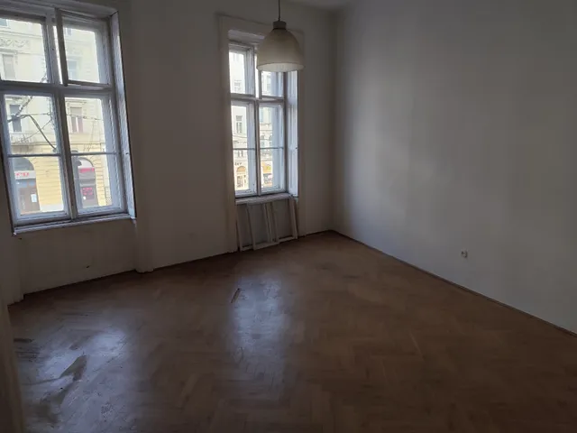 Eladó lakás Budapest IX. kerület, Petőfi Híd lába 122 nm