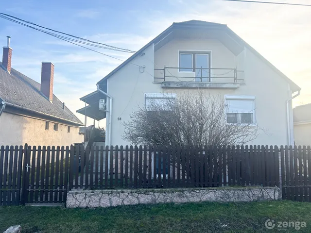 Eladó ház Csákvár 82 nm