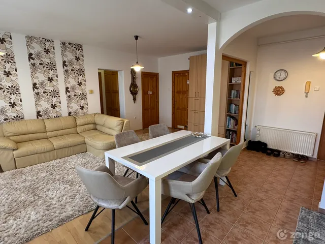 Eladó lakás Debrecen, Postakert 78 nm