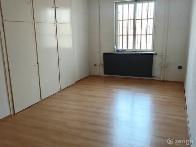 Kiadó kereskedelmi és ipari ingatlan Budapest XII. kerület 68 nm