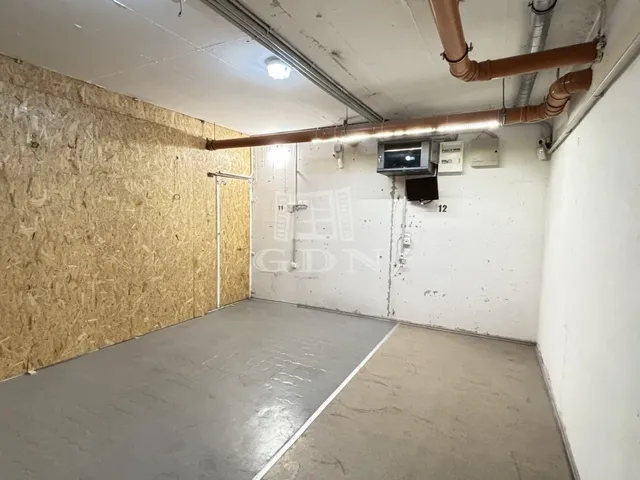 Eladó garázs Budapest IV. kerület 33 nm