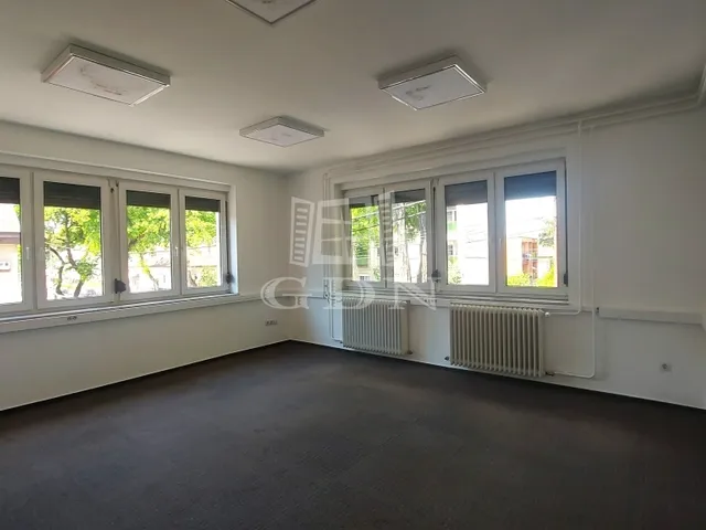 Kiadó kereskedelmi és ipari ingatlan Budapest XIV. kerület, Alsórákos 180 nm