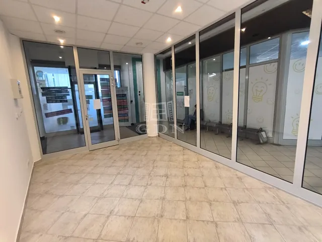 Eladó kereskedelmi és ipari ingatlan Budapest XVII. kerület, Rákoskert 18 nm