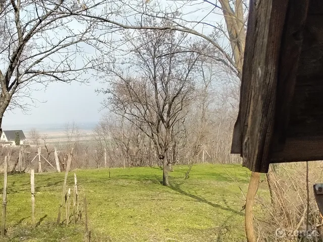 Eladó telek Győrújbarát 1839 nm