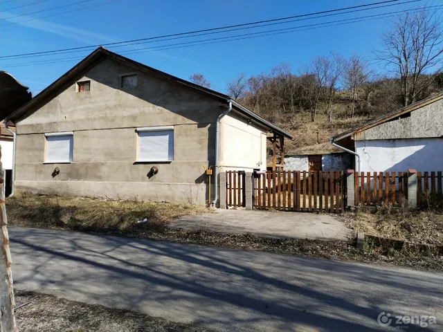 Eladó ház Kazár 121 nm