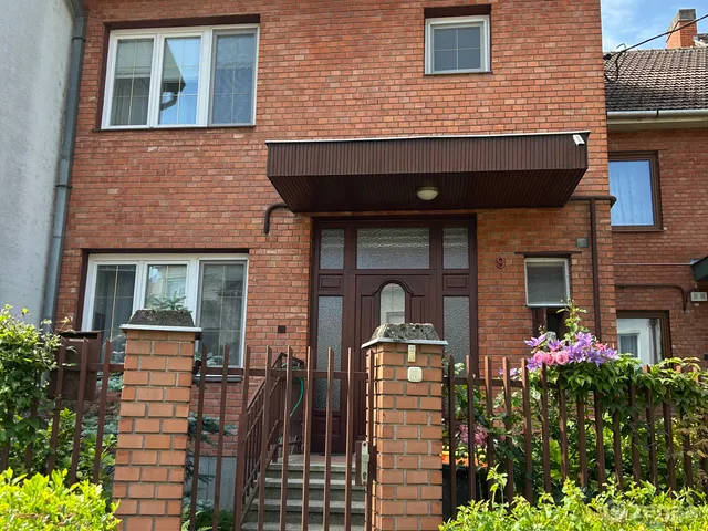 Eladó ház Szeged, Újszeged 185 nm