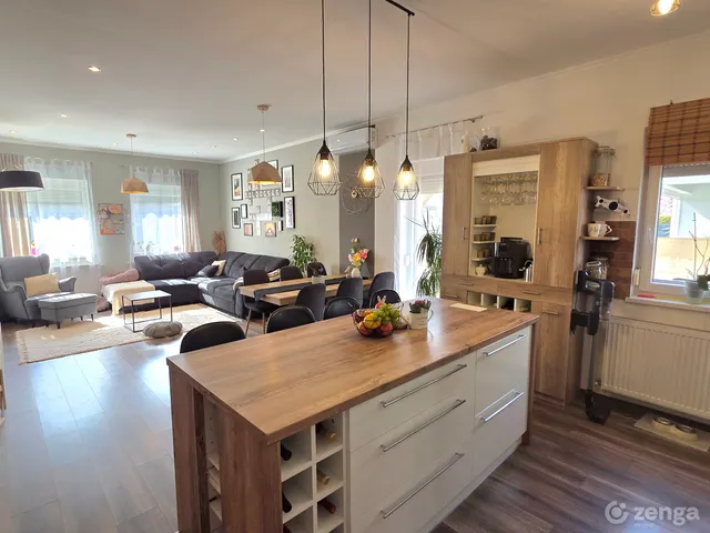 Eladó ház Halásztelek 86 nm