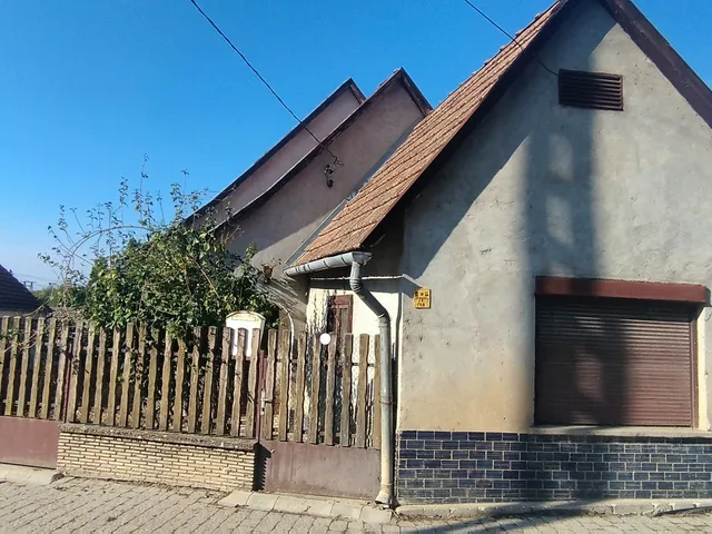 Eladó ház Siklós 72 nm