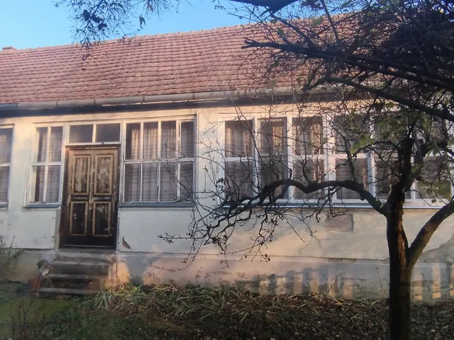 Eladó ház Kásád 105 nm
