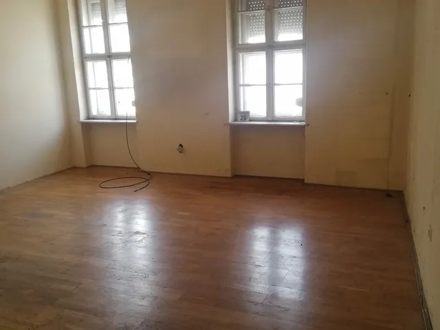Eladó lakás Siklós, Felszabadulás utca 28 66 nm