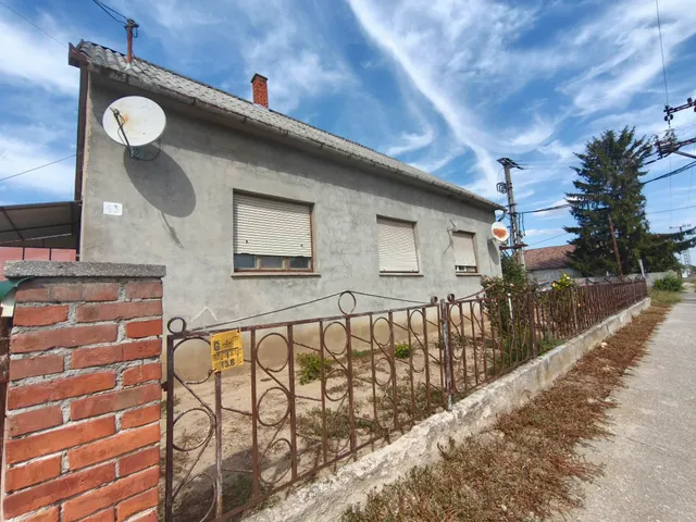 Eladó ház Siklós 130 nm