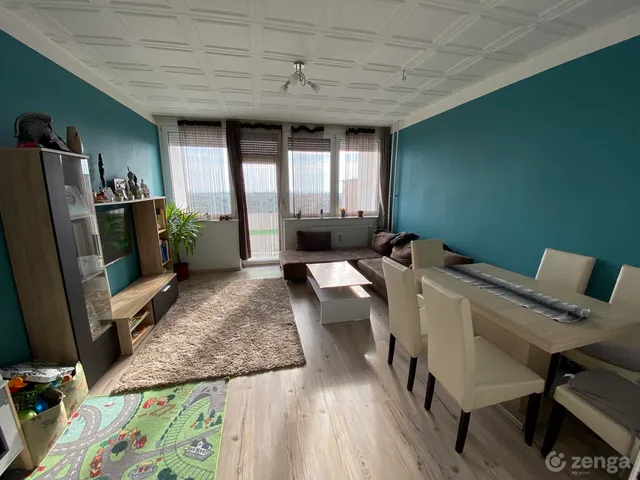 Eladó lakás Várpalota, Ady lakótelep 62 nm