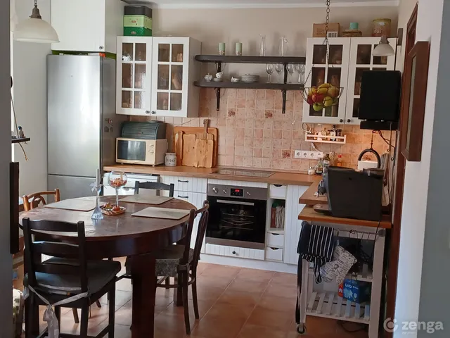 Eladó ház Székesfehérvár, Maroshegy 91 nm