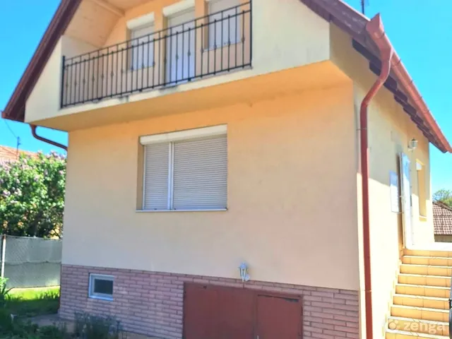 Eladó ház Százhalombatta, Óváros 100 nm