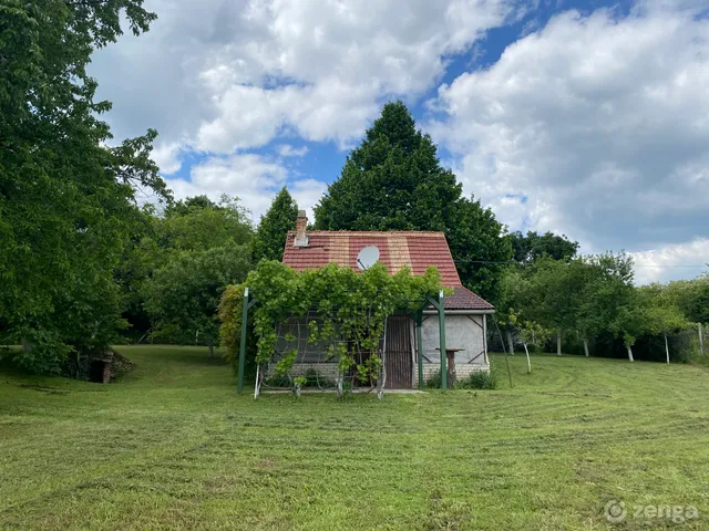 Eladó telek Pécsvárad, Patak utca 6542 nm