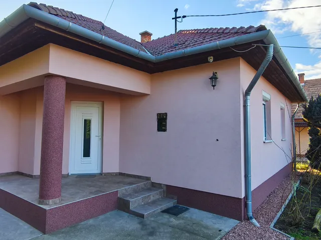 Eladó ház Nagykáta, Kadarka utca 66. 75 nm