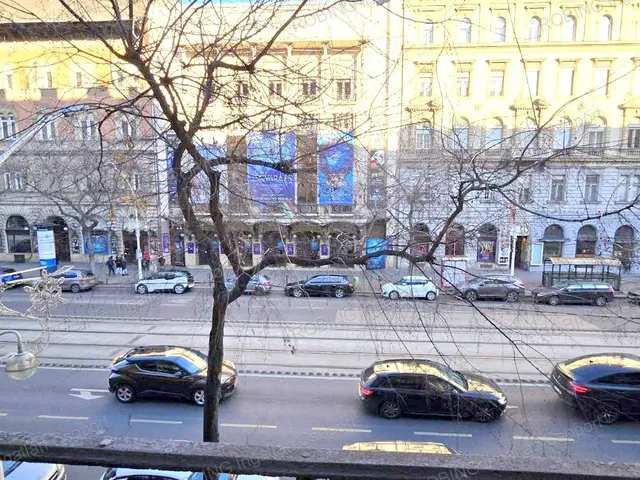 Eladó lakás Budapest VII. kerület, Belső-Erzsébetváros 74 nm