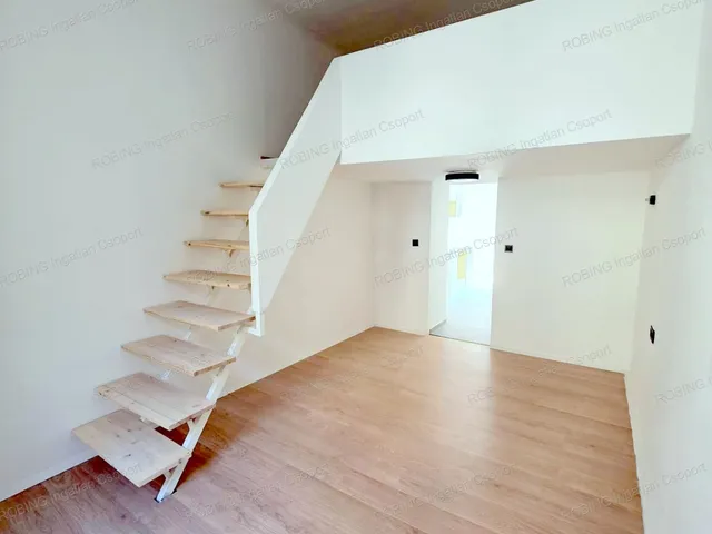 Eladó lakás Budapest VI. kerület, Székely Bertalan utca 29 nm