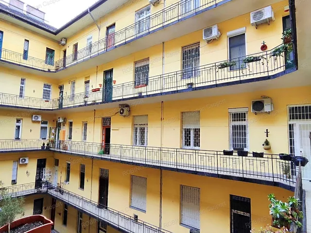 Eladó lakás Budapest II. kerület, Szász Károly utca 70 nm