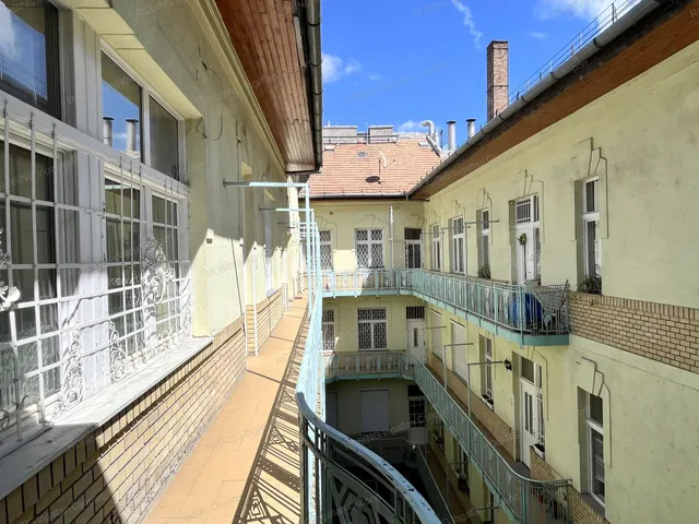 Eladó lakás Budapest V. kerület, Lipótváros, Akadémia utca 61 nm