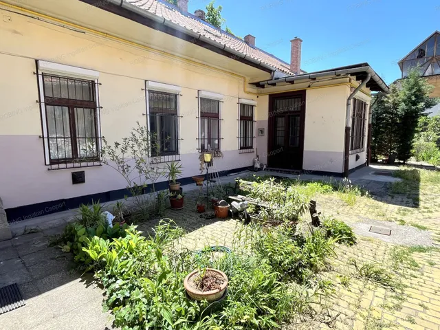Eladó lakás Budapest X. kerület, Ligettelek, Hölgy utca 74 nm