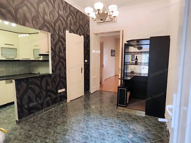 Eladó lakás Budapest IX. kerület, Vaskapu utca 79 nm