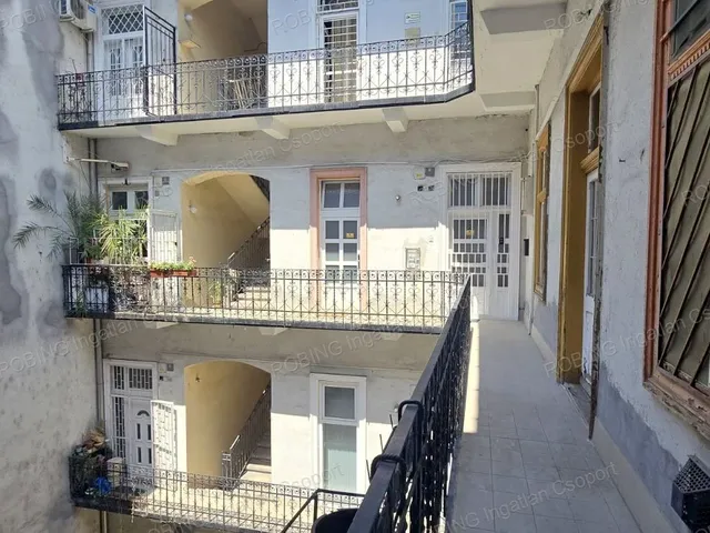 Eladó lakás Budapest VIII. kerület, Luther utca 80 nm