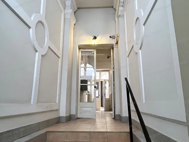Eladó lakás Budapest VI. kerület, Dessewffy utca 12 nm