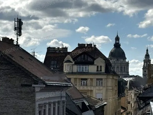 Eladó lakás Budapest VI. kerület 132 nm