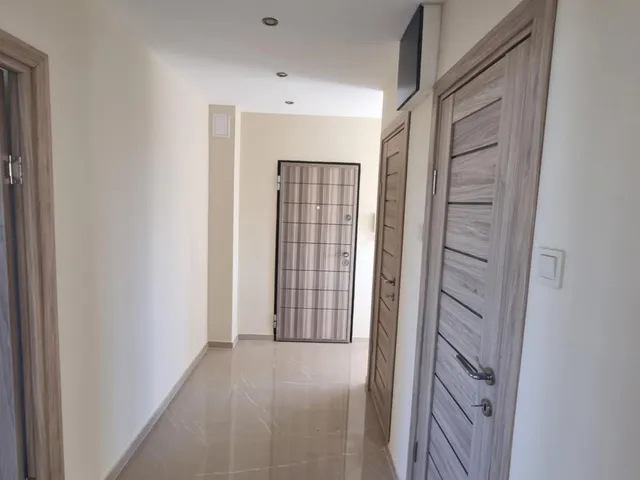 Eladó lakás Szeged, Rókus, Kossuth Lajos Sugárút 83 nm