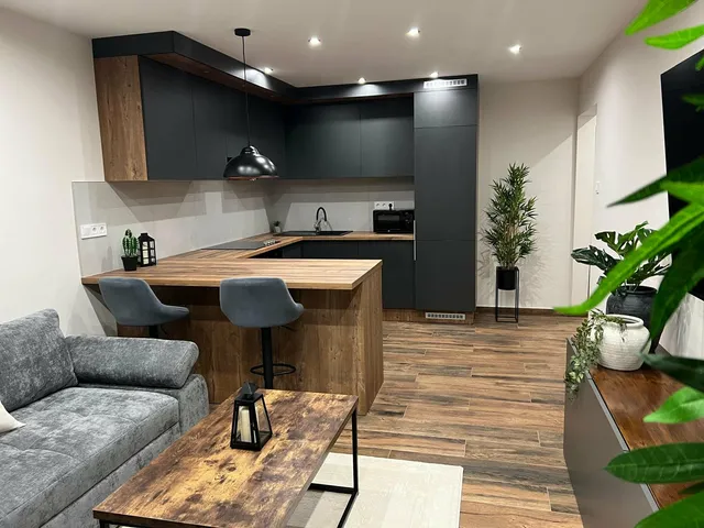 Eladó lakás Szeged, Szőreg, Szerb utca 92 nm