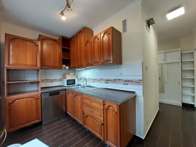 Eladó lakás Szeged, Tarján 77 nm