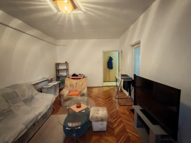 Eladó lakás Szeged, Felsőváros, Hóbiárt Basa utca 60 nm