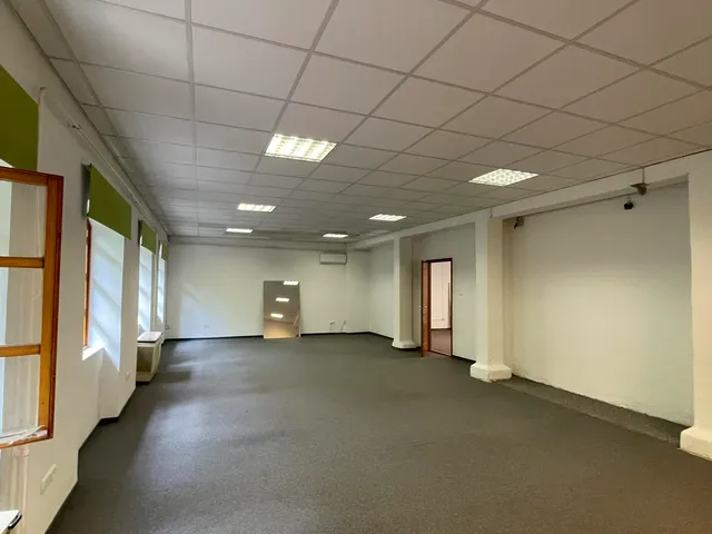 Eladó kereskedelmi és ipari ingatlan Szeged, Belváros, Jósika utca 112 nm