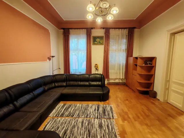 Kiadó lakás Szeged, Belváros, Szilágyi utca 91 nm