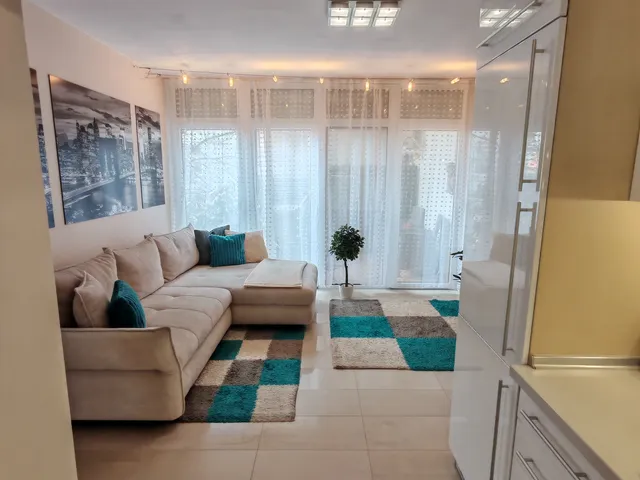 Eladó lakás Szeged, Északi városrész, Csongrádi sugárút 60 nm