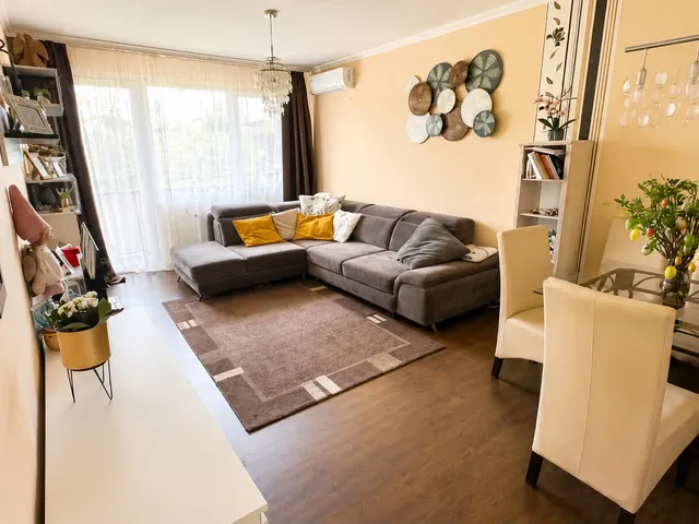 Eladó lakás Szeged, Tarján 52 nm