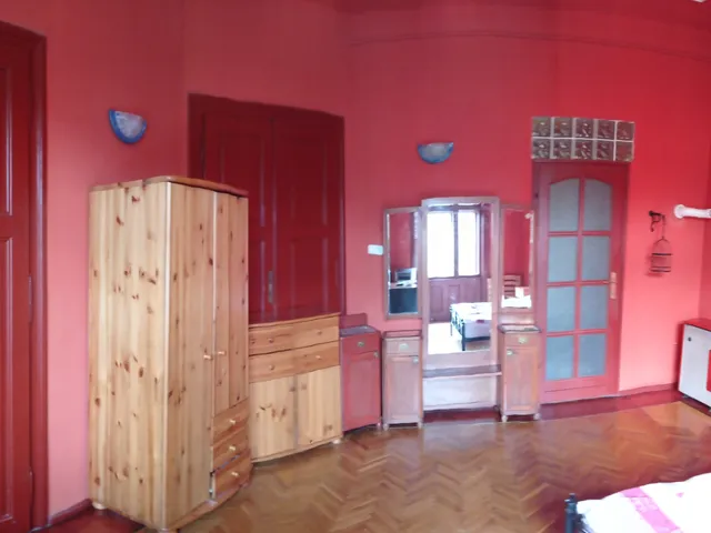 Eladó lakás Szeged, Belváros, Szentháromság utca 144 nm