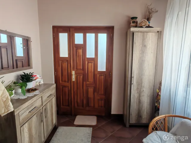 Eladó ház Szeged, Petőfitelep, Seres János utca 174 nm