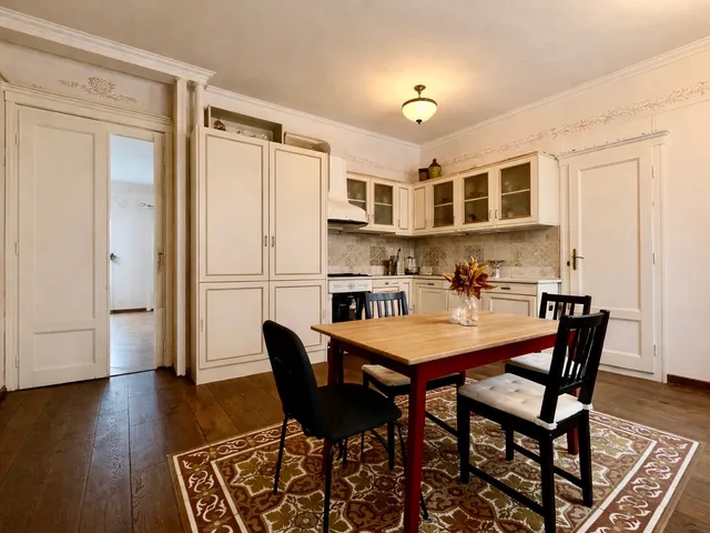 Eladó lakás Budapest II. kerület 97 nm