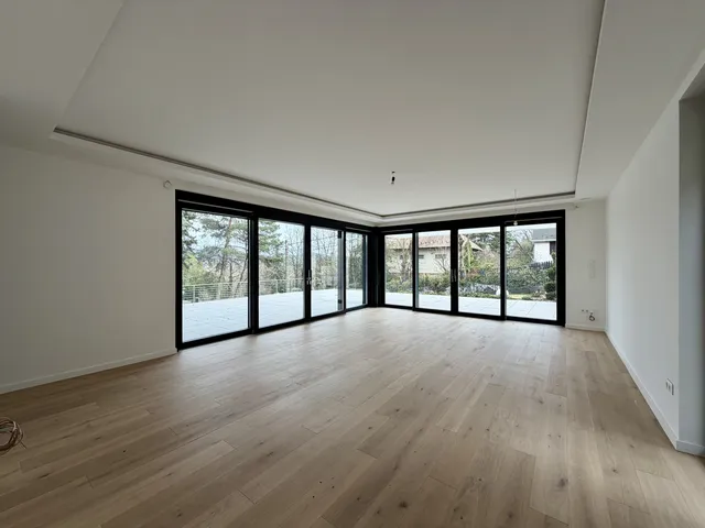 Eladó ház Budapest II. kerület, Széphalom 320 nm