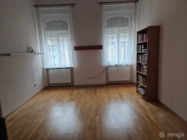Eladó lakás Budapest VI. kerület, Nagykörúton kívüli terület 69 nm