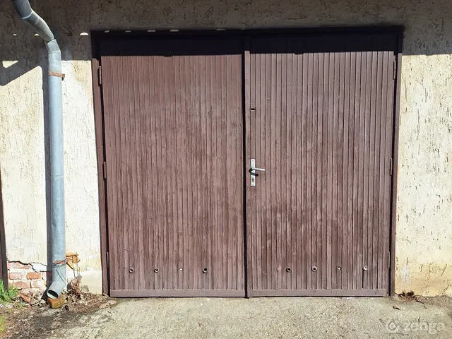 Eladó garázs Sopron, Jereván-lakótelep 19 nm