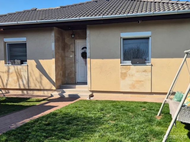 Eladó ház Halásztelek 72 nm