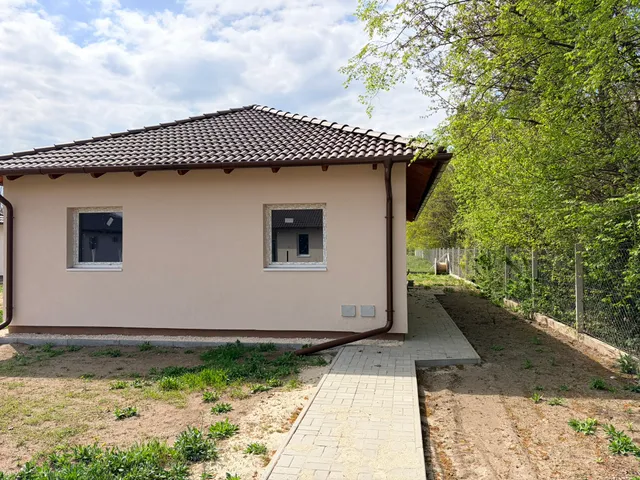Eladó ház Kiskunlacháza 100 nm