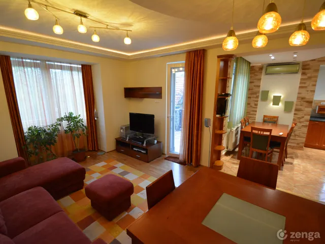 Kiadó lakás Budapest III. kerület, Csillaghegy 63 nm