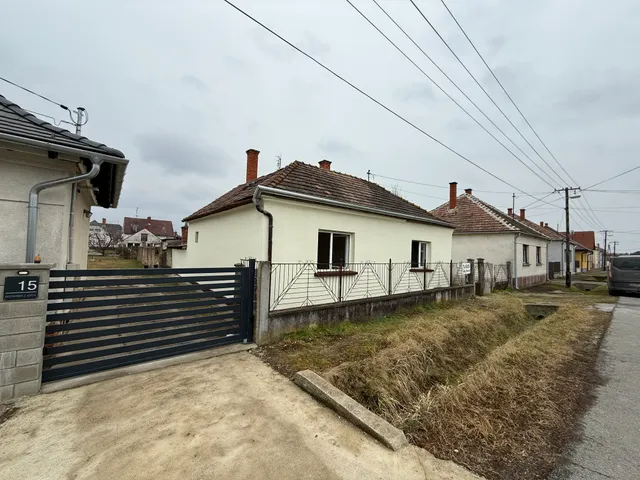 Eladó ház Körmend, Batsányi János utca 13. 73 nm